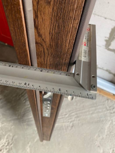 "AVE-стеклопакет" с терморазрывом — полуторные входные двери.