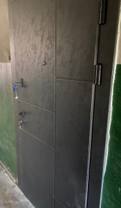 Бостон входная дверь в квартиру три контура